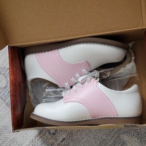 Footmates Toddler Girl Rose Pink Cheer Saddle Shoes Both Inserts and Box Sz9